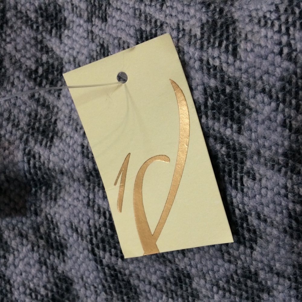 Collection Eighteen Fringed Ruana Wrap - Picture 5 of 10